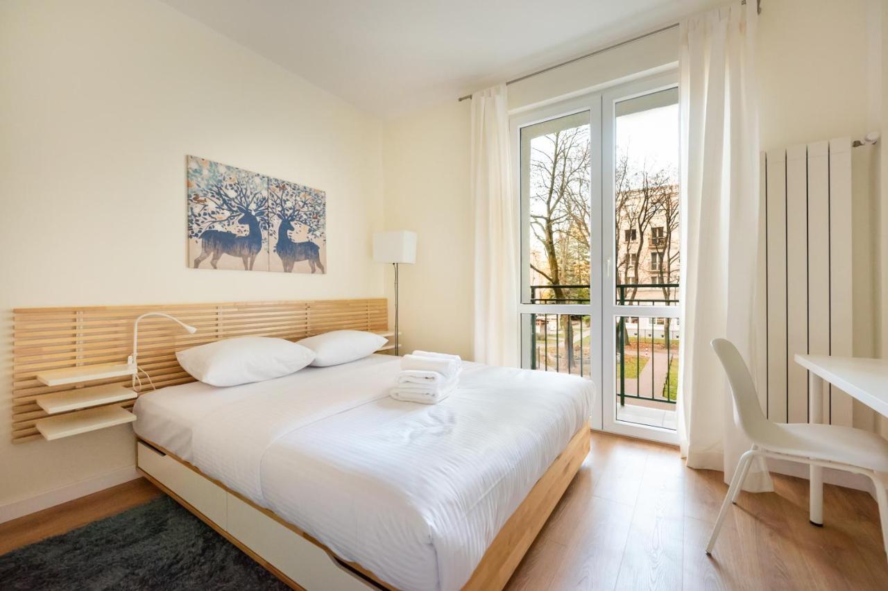 Ochota Sunny Apartment Warschau Exterior foto